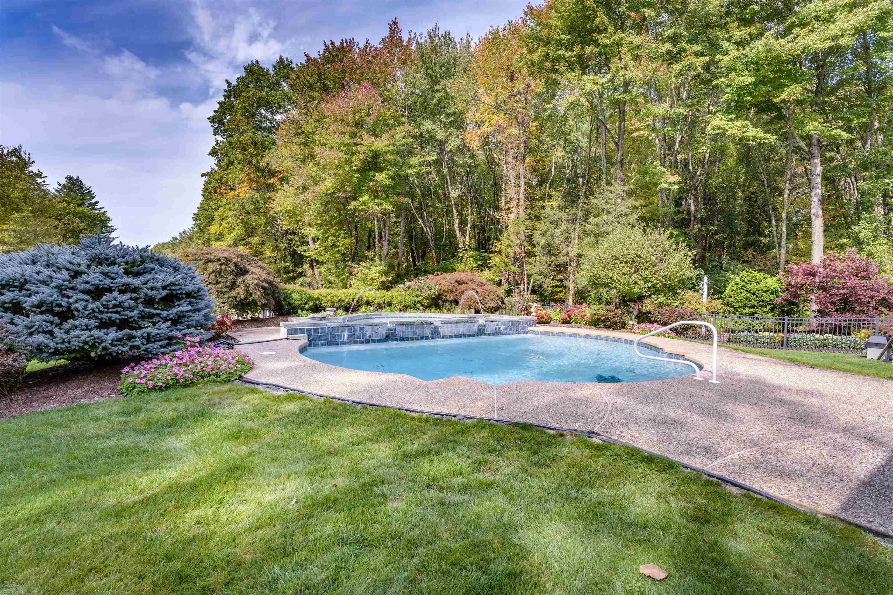 30 Doe Run Lane Stratham, NH 03885 - Photo 10 of 41