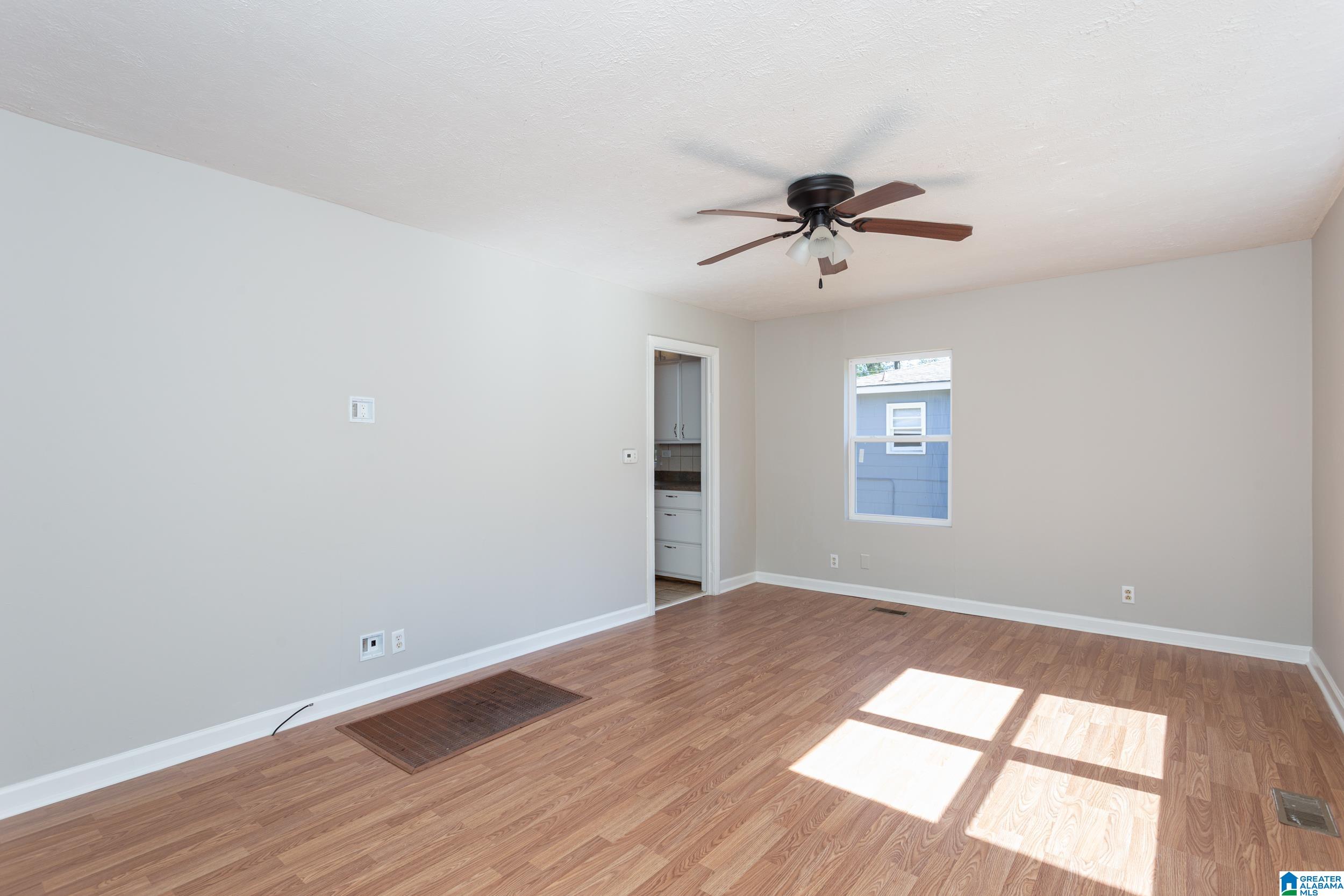 400 Lancaster Street Talladega, AL 35160 - Photo 5 of 26