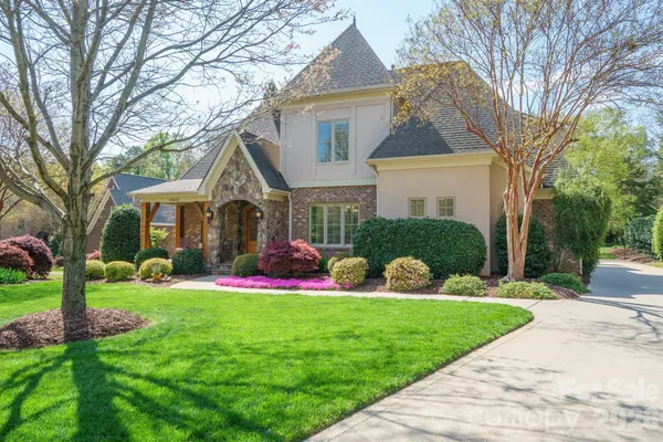$1,995,000 | 20609 Queensdale Drive, Cornelius, NC 28031