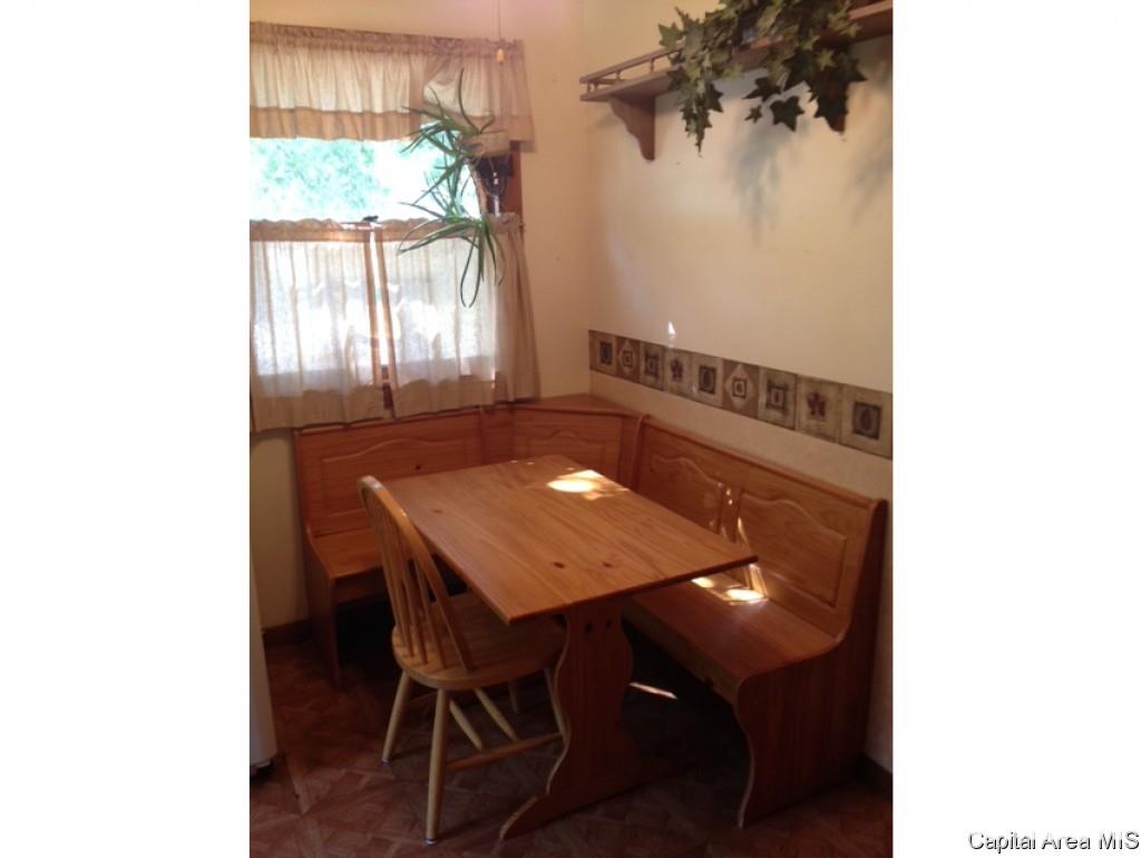 2448 South 13th Street Springfield, IL 62703 - Photo 9 of 20
