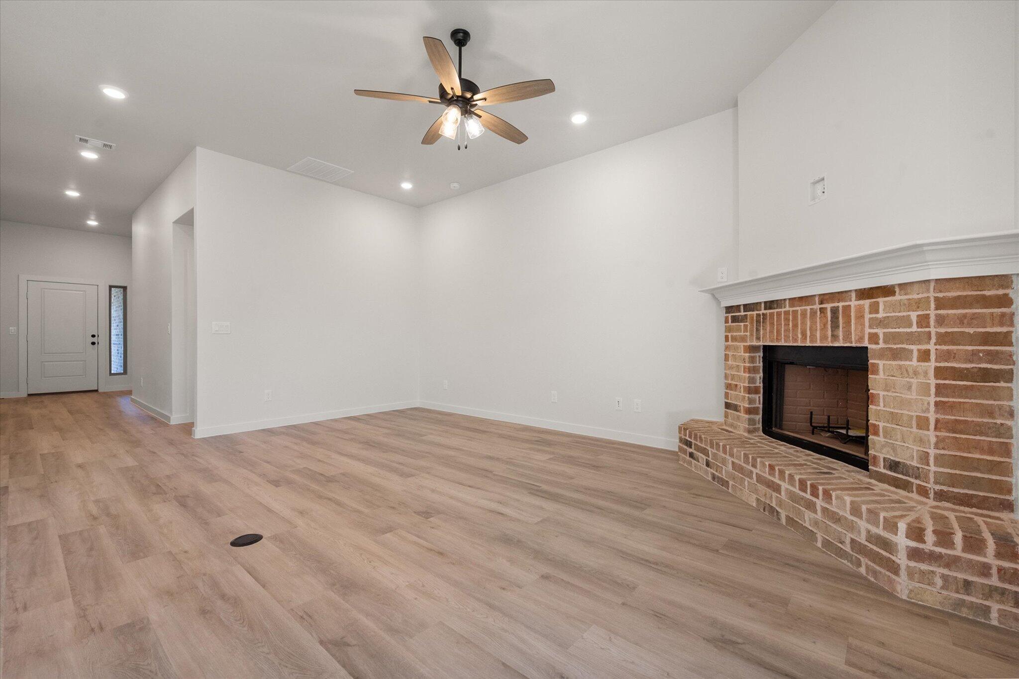 7003 16th Street Lubbock, TX 79416 - Photo 5 of 25 12-7003 16th_7032