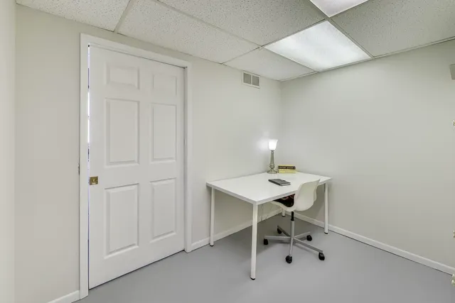 $459,900 | 504 West Braeside Drive, Arlington Heights, IL 60004