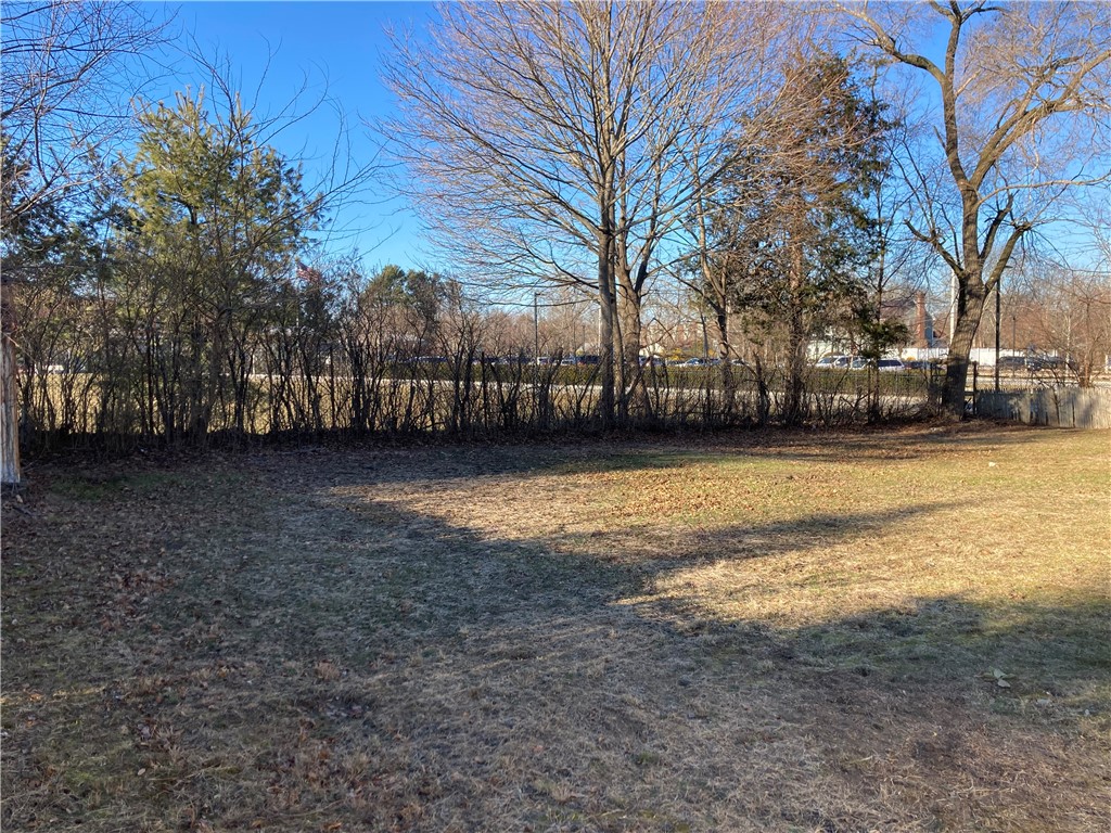 17 Wanton Shippee Road East Greenwich, RI 02818 - Photo 2 of 14 Gallery Image 2