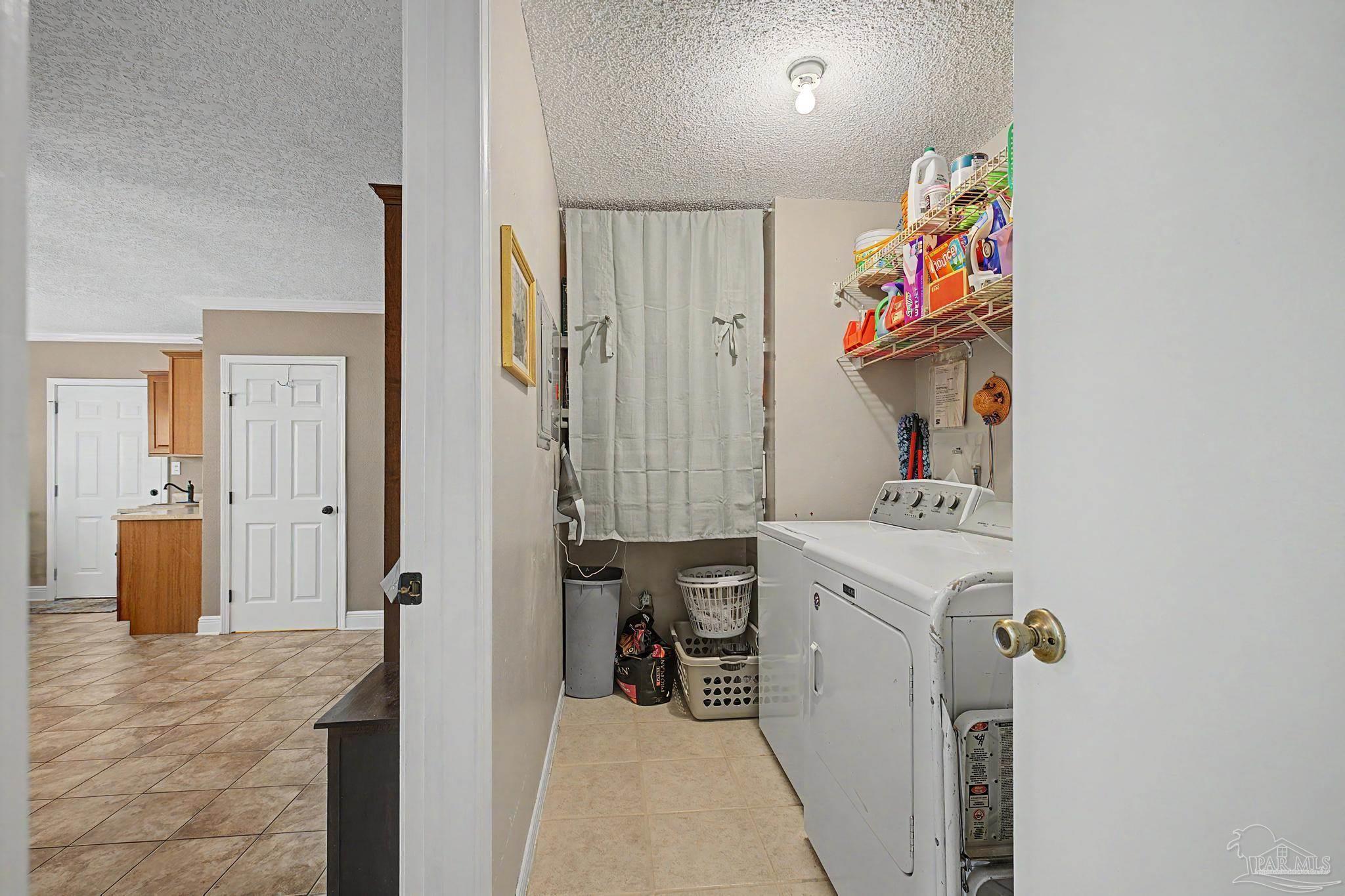 5601 Windermere Trace Pace, FL 32571 - Photo 21 of 69