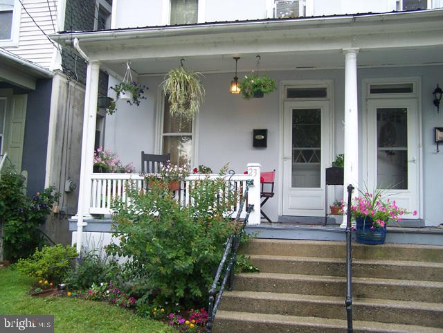 23 North Locust Street Lititz, PA 17543 - Photo 1 of 19