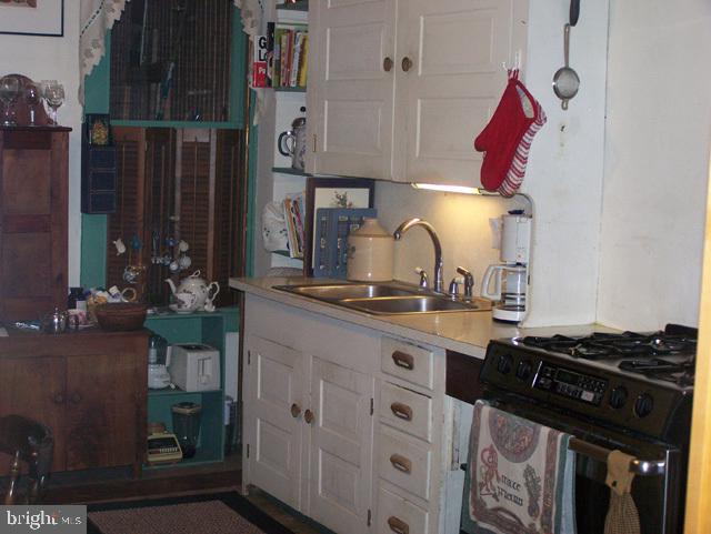 23 North Locust Street Lititz, PA 17543 - Photo 8 of 19