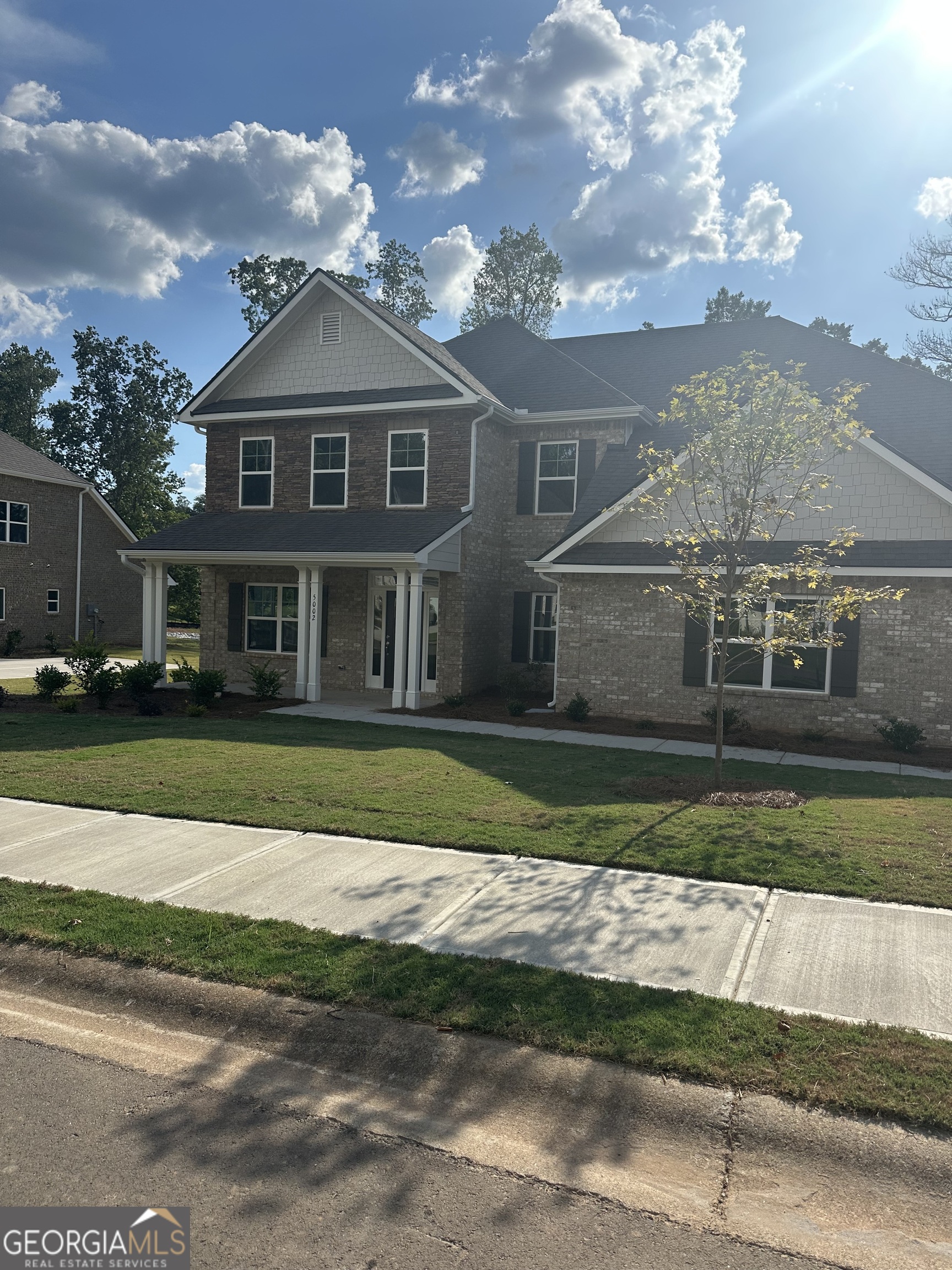 This is the proud winner of the 2025 OBIE award from the Greater Atlanta Home Builders.  This 5 bedroom 3.5 bath home sits on a beautiful spacious GOLF view lot.
