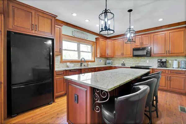 $1,175,000 | 264 Waterfront Way, Ten Mile, TN 37880