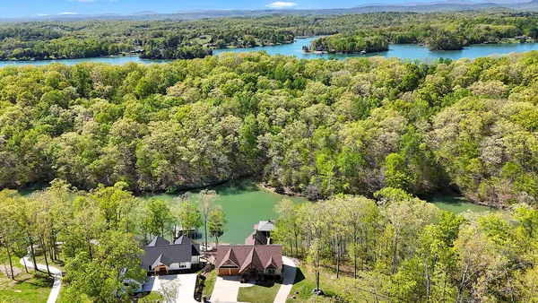$1,175,000 | 264 Waterfront Way, Ten Mile, TN 37880