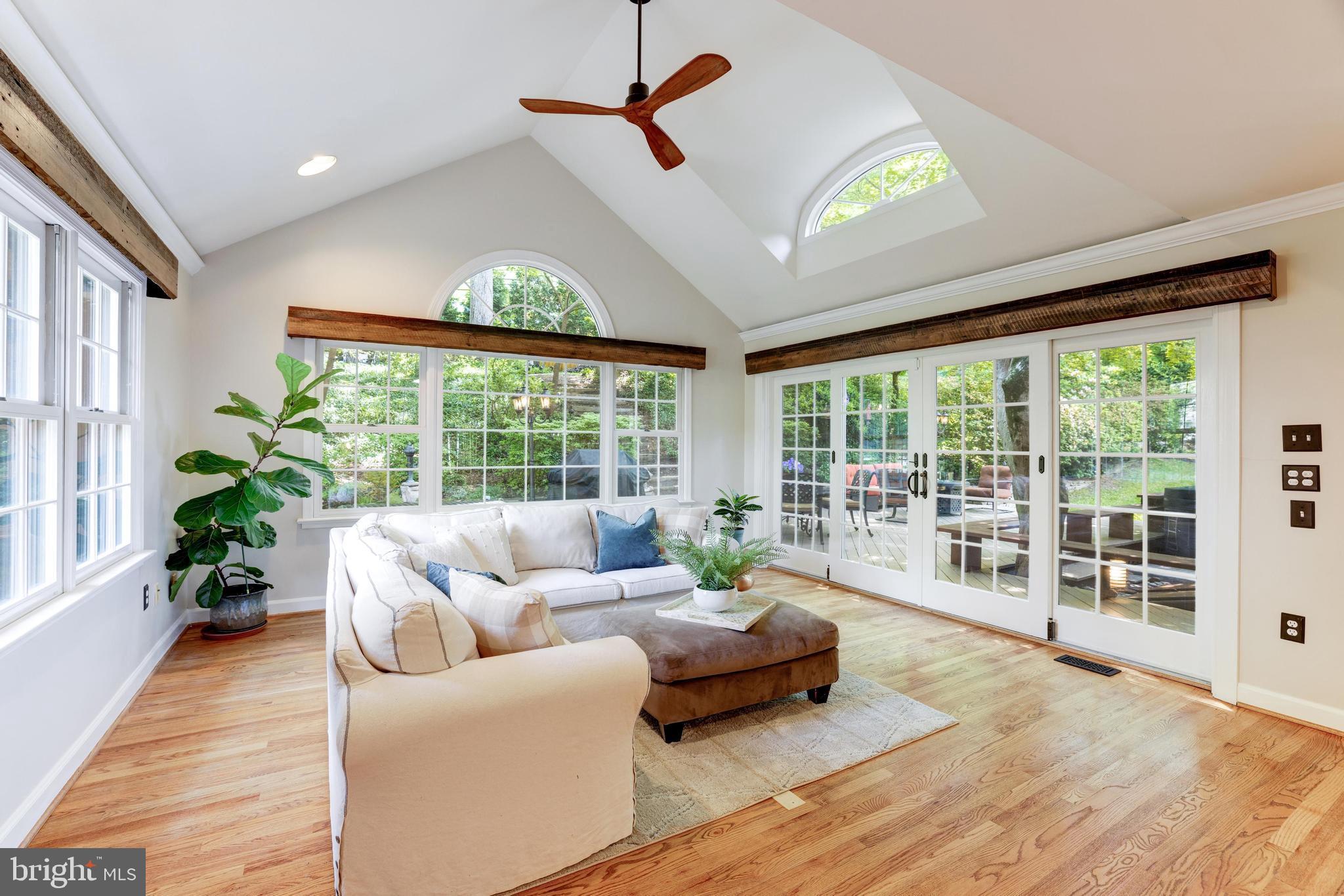 1217 Old Stable Road McLean, VA 22102 - Photo 10 of 46 Gallery Image 10