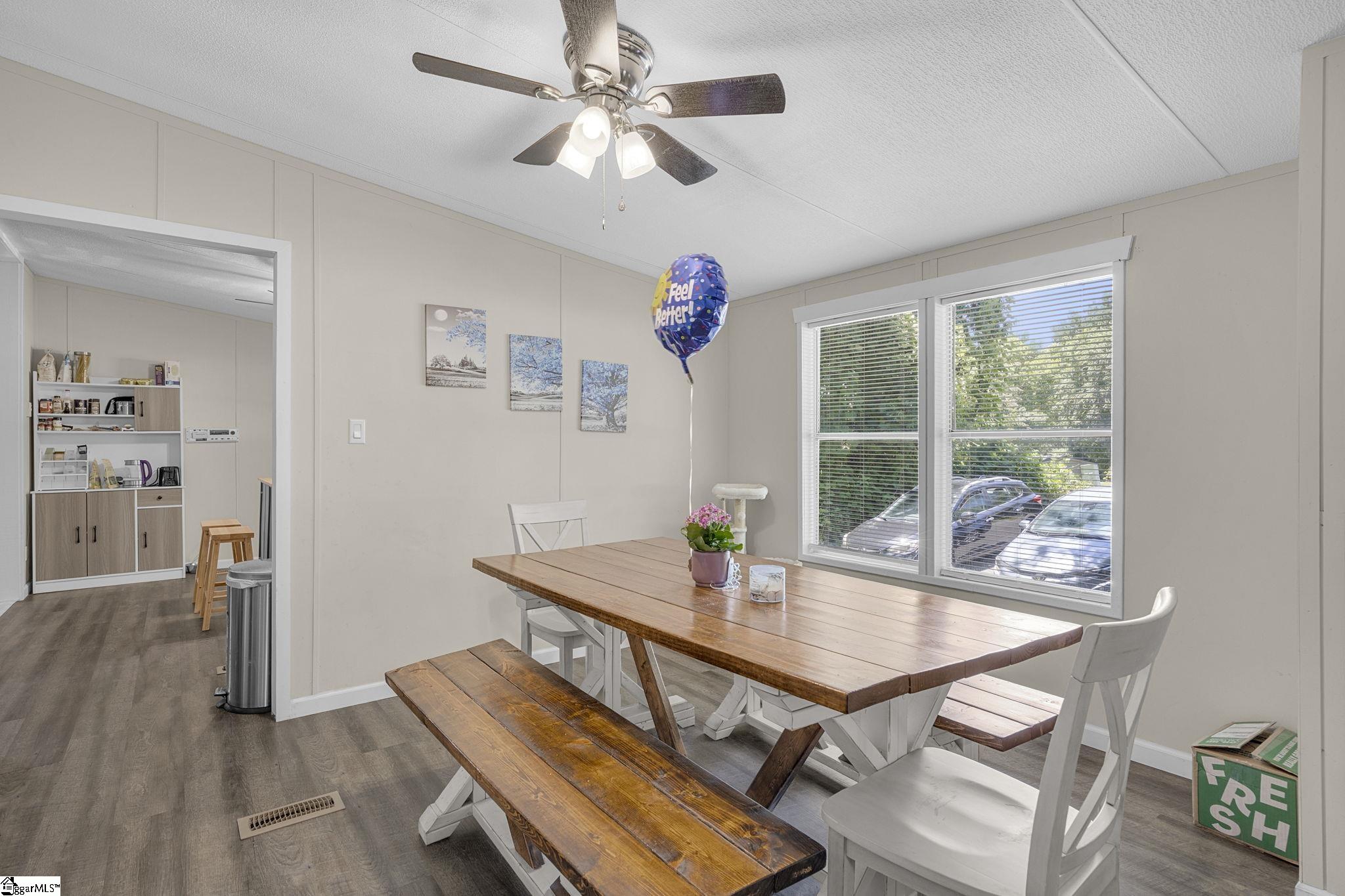 313 West Bagwell Road Liberty, SC 29657 - Photo 9 of 37