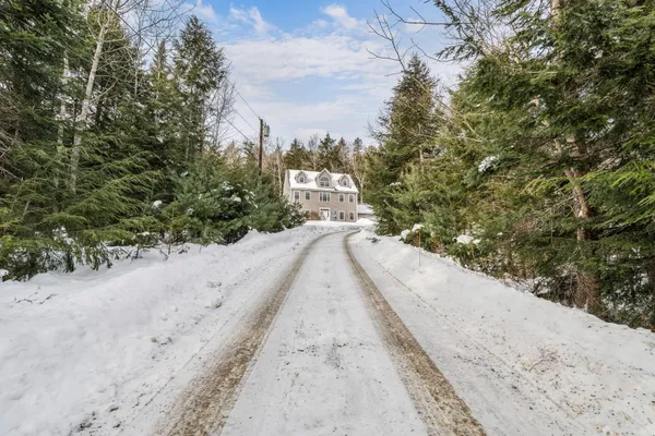 $525,000 | 325 Lower Dedham Road, Holden, ME 04429