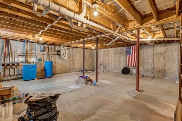 $525,000 | 325 Lower Dedham Road, Holden, ME 04429