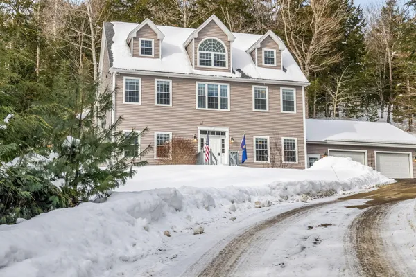 $525,000 | 325 Lower Dedham Road, Holden, ME 04429