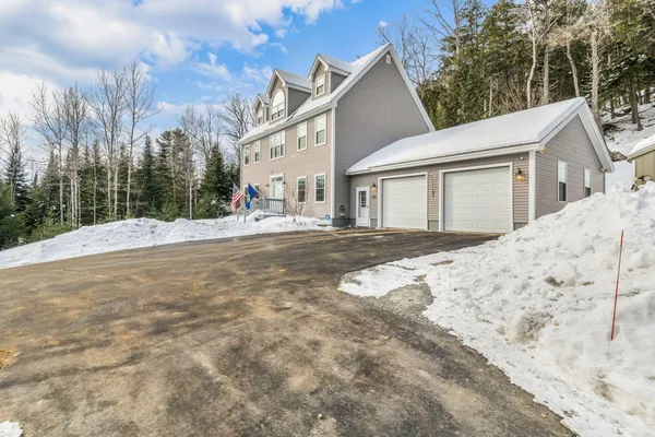 $525,000 | 325 Lower Dedham Road, Holden, ME 04429