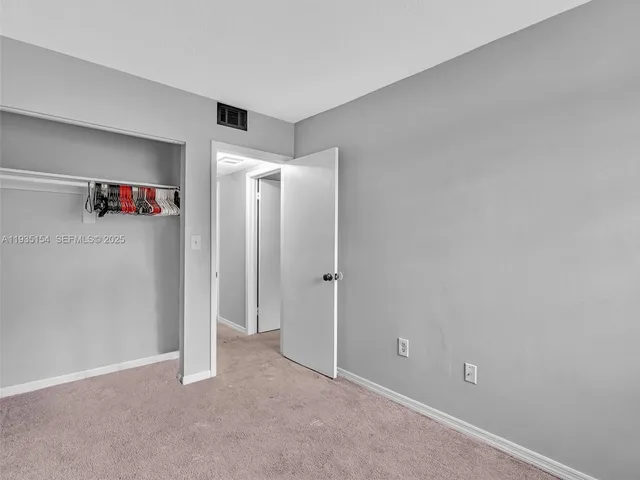 $299,999 | 3911 Southwest 52nd Avenue, Unit 41, Pembroke Park, FL 33023