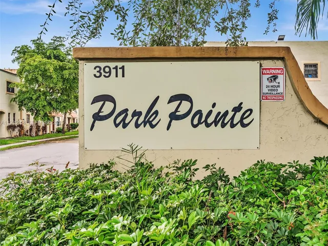 $299,999 | 3911 Southwest 52nd Avenue, Unit 41, Pembroke Park, FL 33023