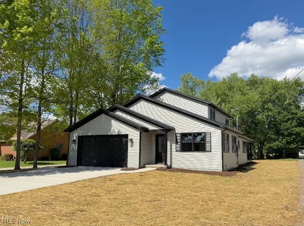 $415,000 | 315 North Plum Street, Gnadenhutten, OH 44629