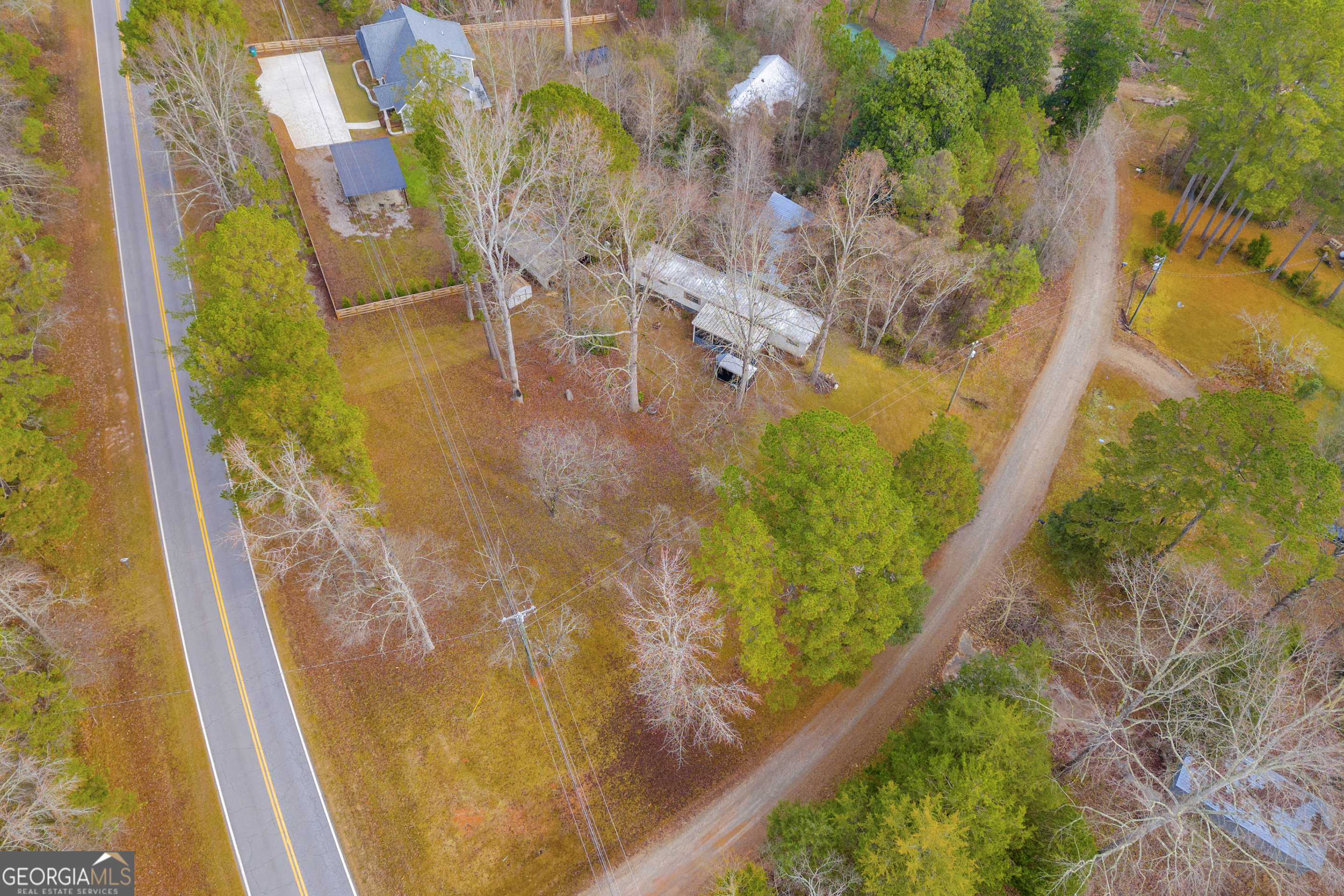 39 Valley View Drive Lavonia, GA 30553 - Photo 30 of 33 a view of swimming pool with a yard