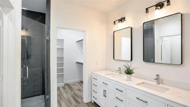 $2,350 | 1028 17th Street, Plano, TX 75074