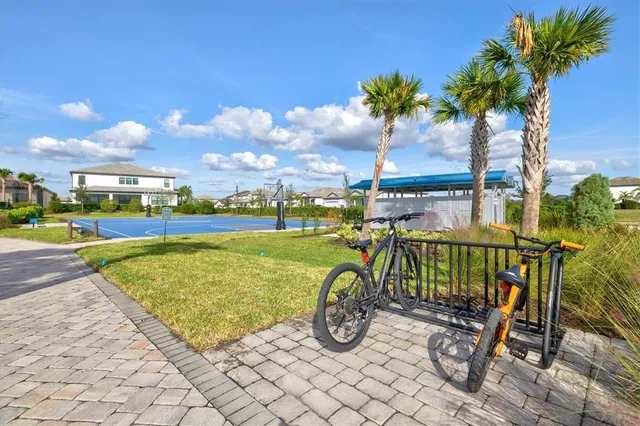 $3,985 | 16235 Pine Mist Drive, Bradenton, FL 34211