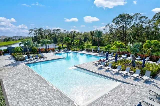 $3,985 | 16235 Pine Mist Drive, Bradenton, FL 34211