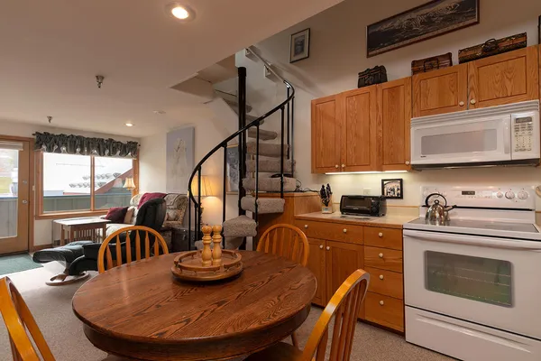 $599,000 | 3037 Main Street, Unit 3037, Carrabassett Valley, ME 04947