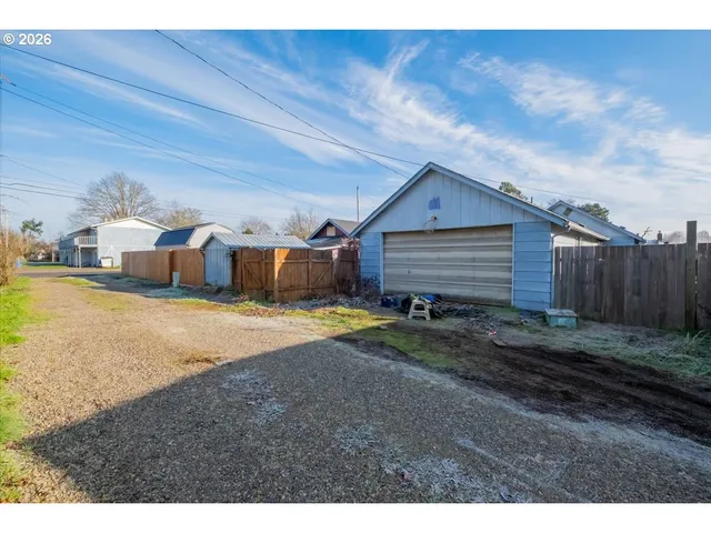 $249,900 | 471 Birch Street, Junction City, OR 97448