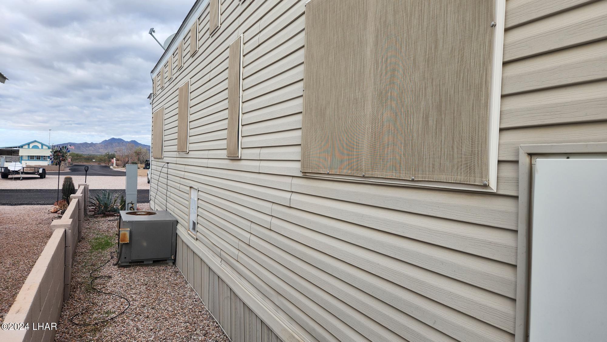 41 North Sagebrush Road Quartzsite, AZ 85346 - Photo 12 of 25 20240209_091148
