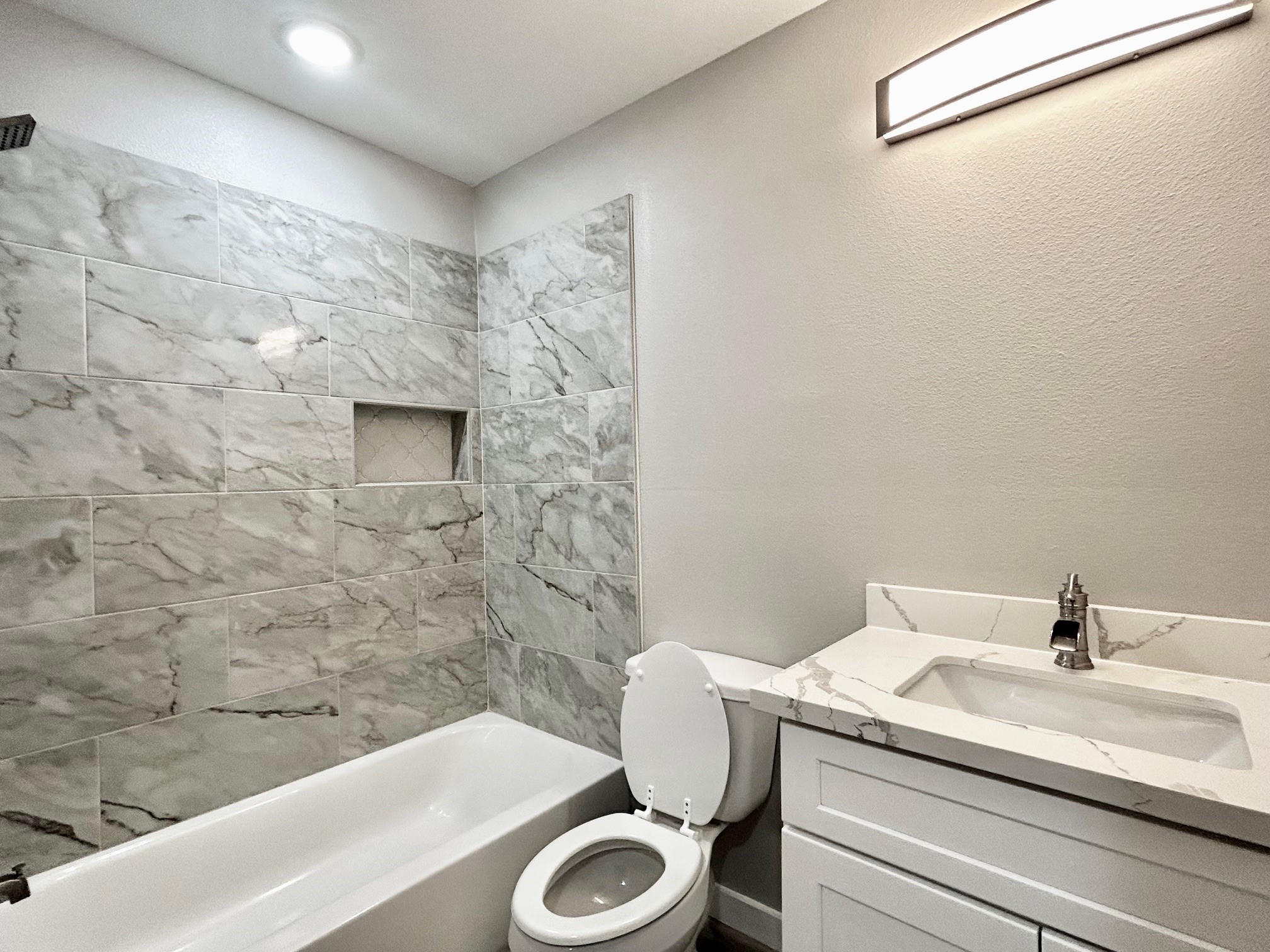 4103 Coon Street Bacliff, TX 77518 - Photo 9 of 14 Guest bathroom