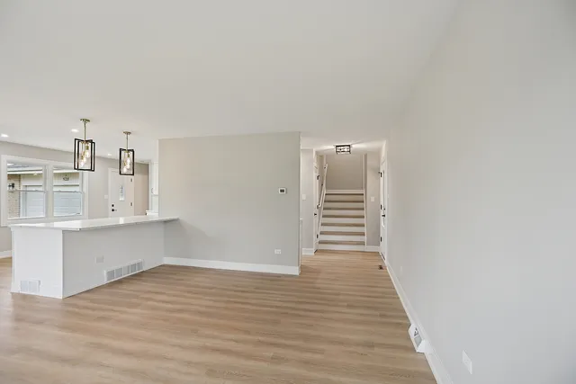 $359,900 | 528 East 191st Place, Glenwood, IL 60425