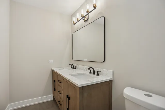 $359,900 | 528 East 191st Place, Glenwood, IL 60425