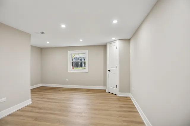 $359,900 | 528 East 191st Place, Glenwood, IL 60425