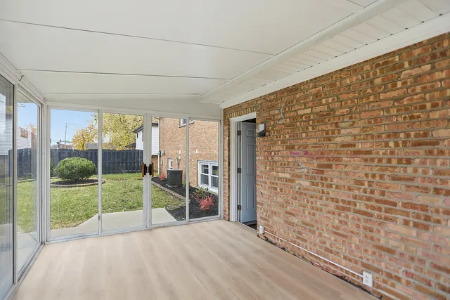 $359,900 | 528 East 191st Place, Glenwood, IL 60425