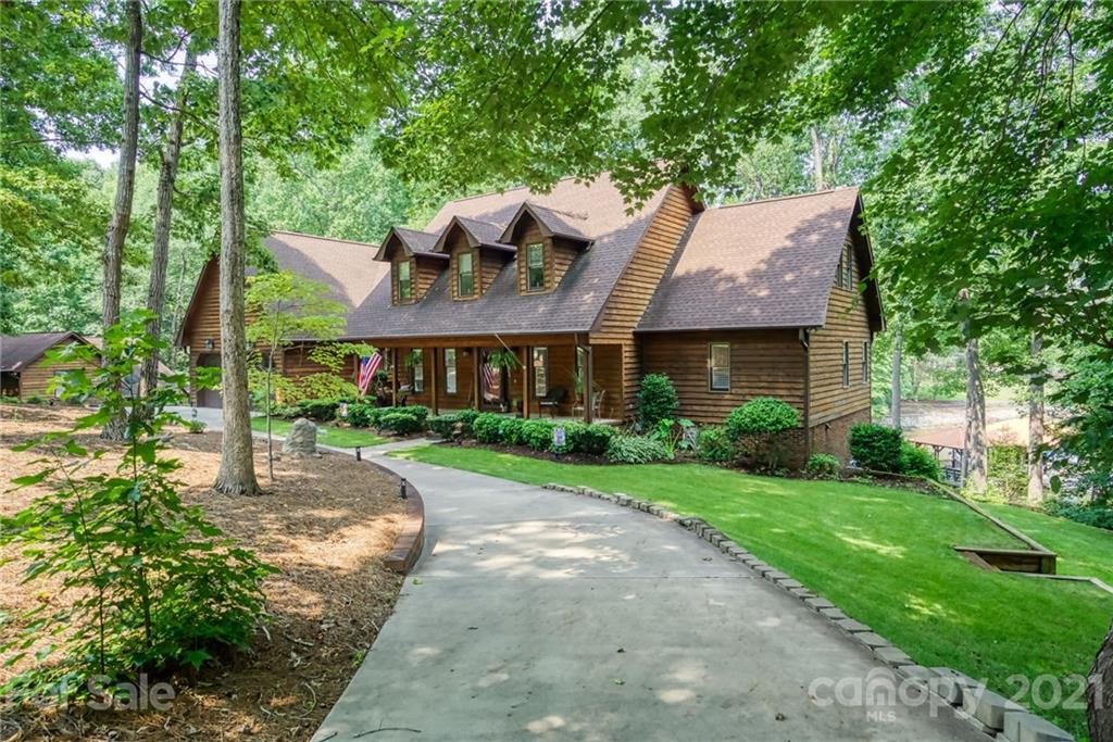174 Winding Shore Road Troutman, NC 28166 - Photo 1 of 48 Gallery Image 1