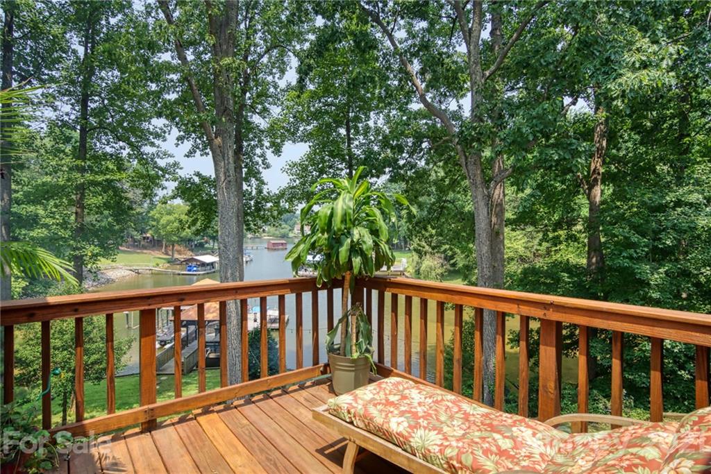 174 Winding Shore Road Troutman, NC 28166 - Photo 34 of 48 Gallery Image 34
