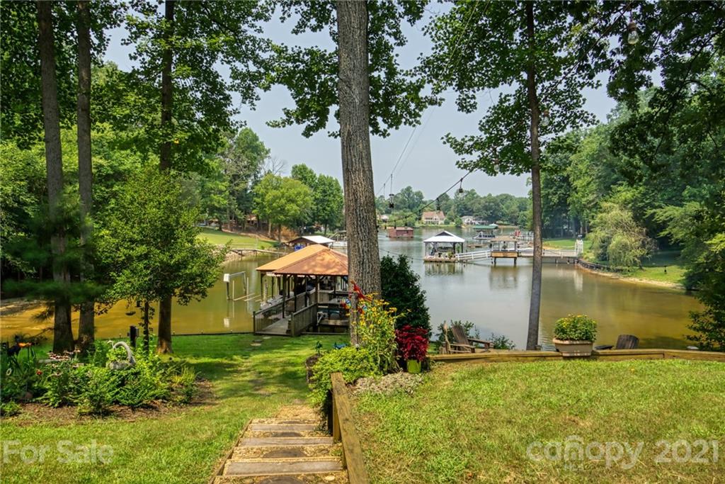 174 Winding Shore Road Troutman, NC 28166 - Photo 37 of 48 Gallery Image 37