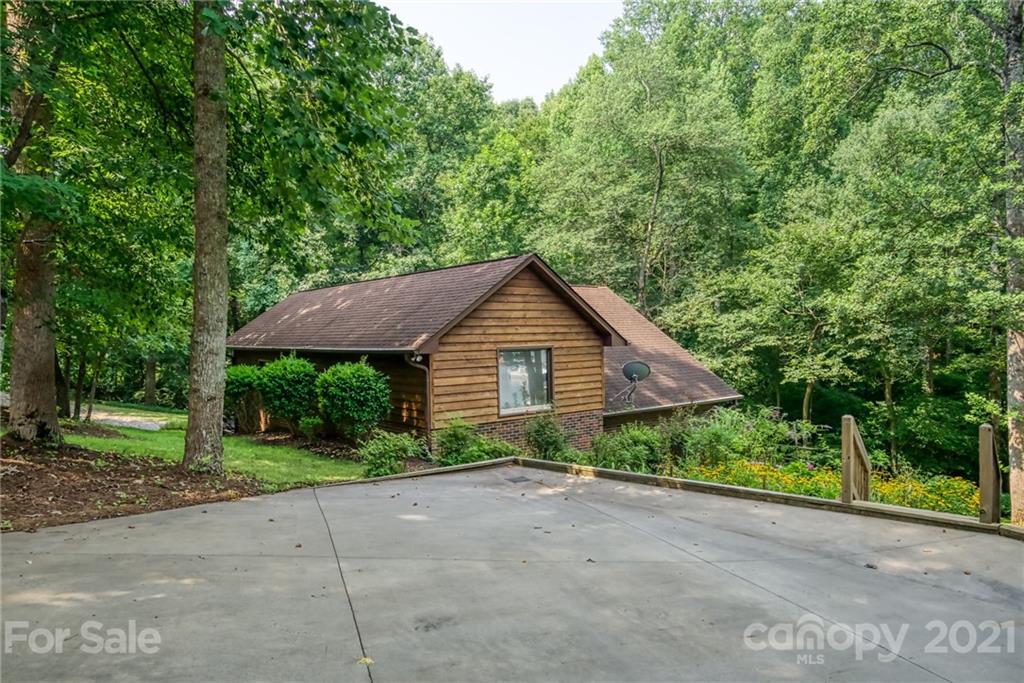 174 Winding Shore Road Troutman, NC 28166 - Photo 45 of 48 Gallery Image 45