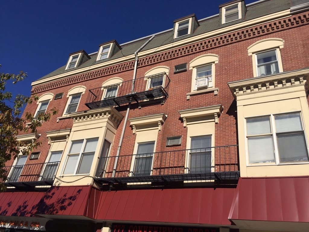 267 Main, Unit 3A Boston, MA 02129 - Photo 2 of 9 a front view of a building