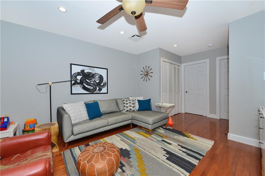 255 3rd Avenue Brooklyn, NY 11215 - Photo 2 of 28