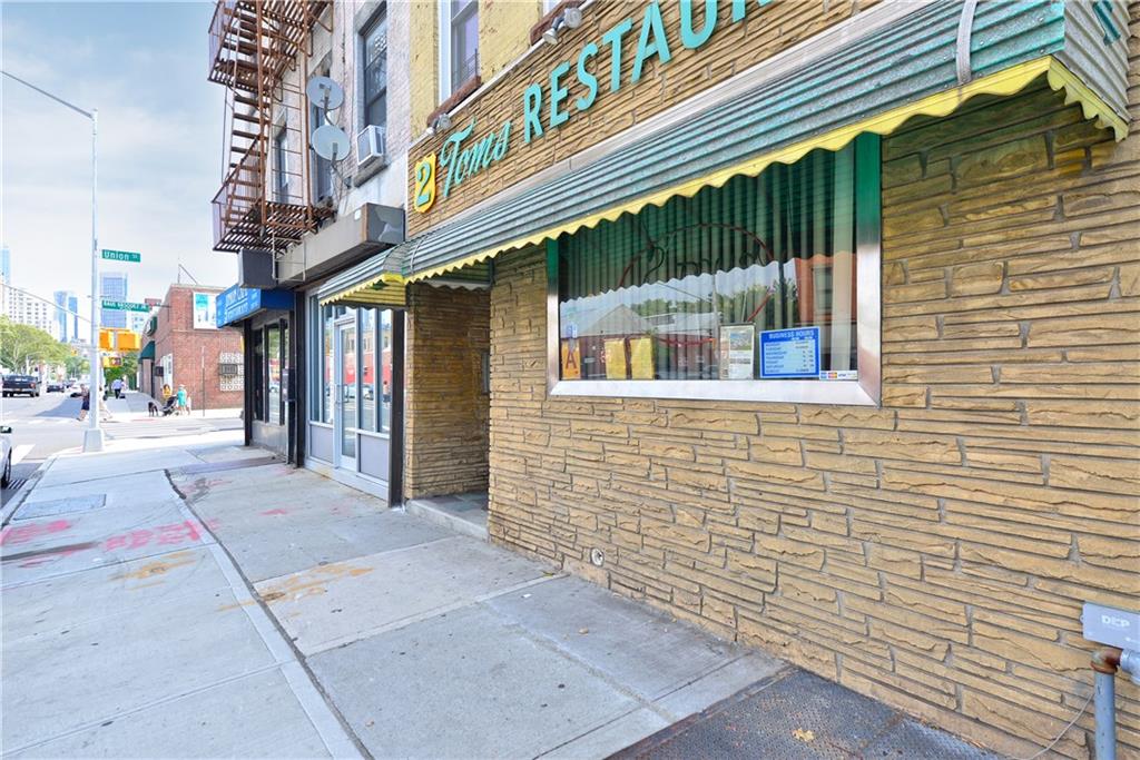 255 3rd Avenue Brooklyn, NY 11215 - Photo 19 of 28