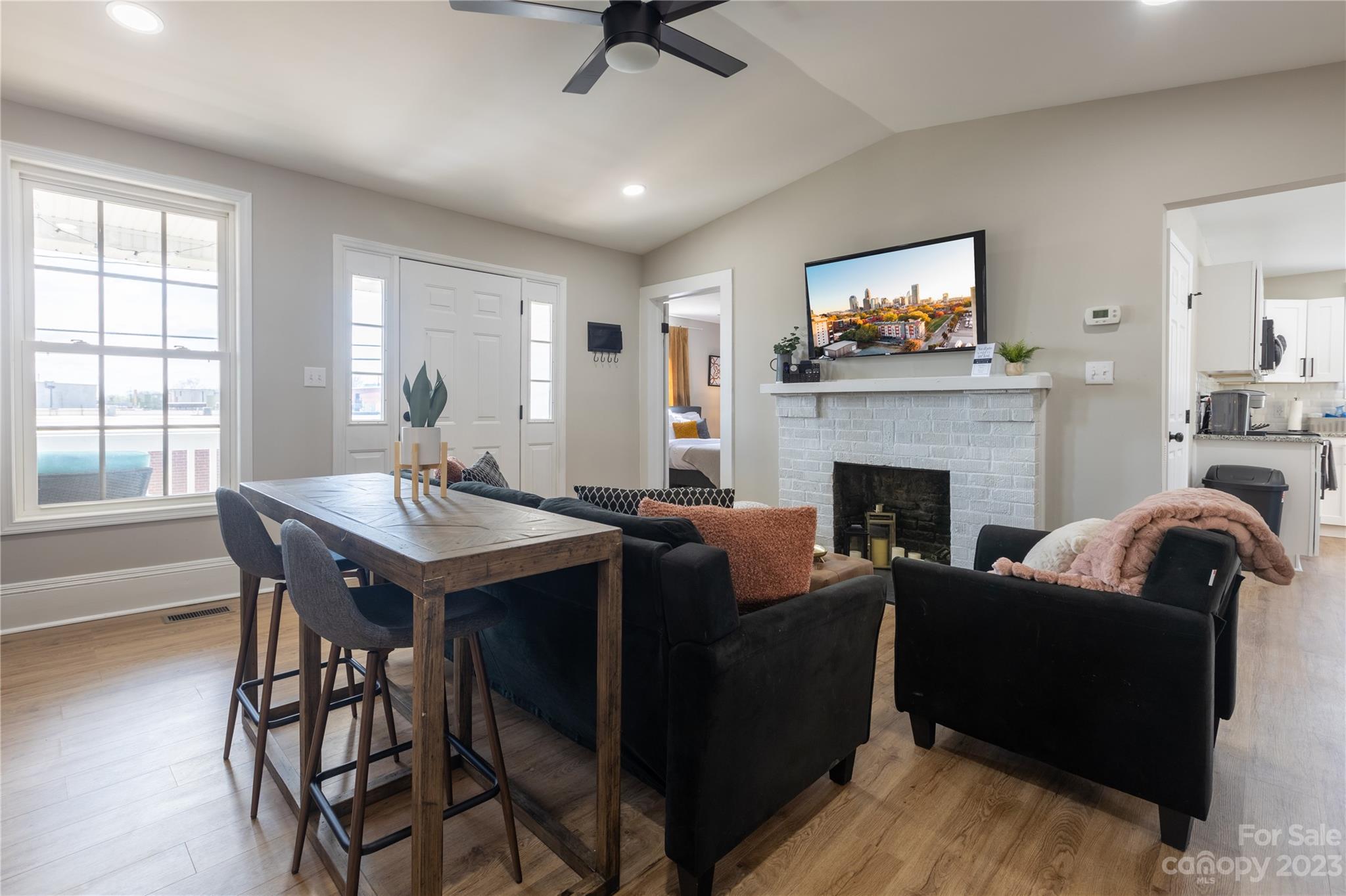 209 Linwood Road Kings Mountain, NC 28086 - Photo 4 of 14 Gallery Image 4