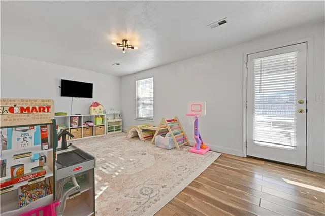 $359,000 | 1511 North 4th Street East, Louisburg, KS 66053