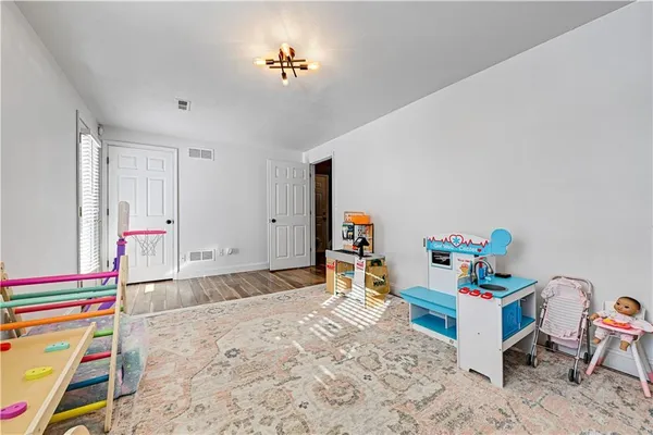 $359,000 | 1511 North 4th Street East, Louisburg, KS 66053