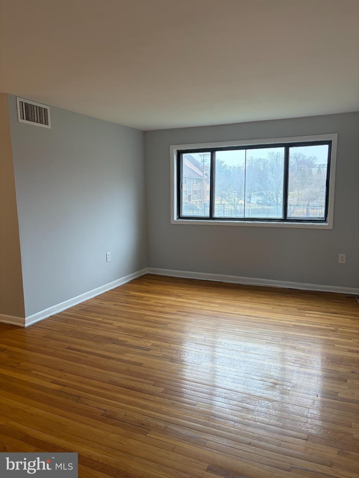 11514 Bucknell Drive, Unit 102 Silver Spring, MD 20902 - Photo 6 of 23