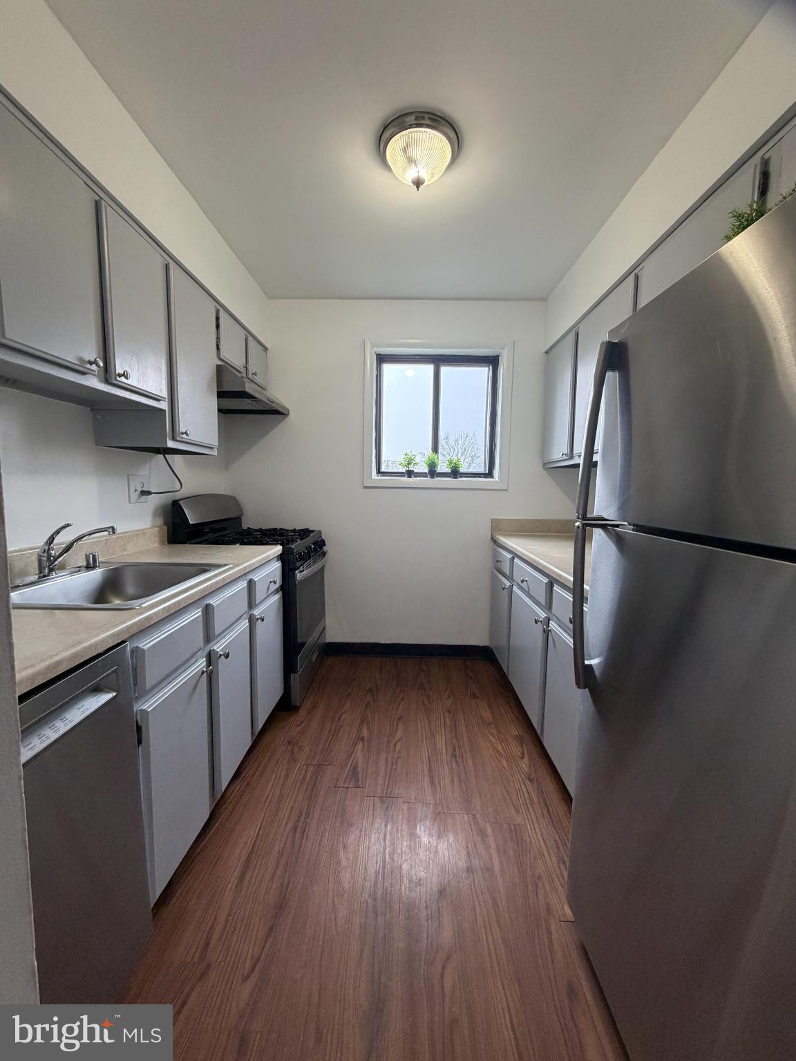 11514 Bucknell Drive, Unit 102 Silver Spring, MD 20902 - Photo 8 of 23