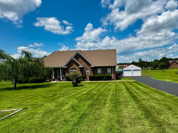$420,000 | 537 Tuck Road, Lafayette, TN 37083