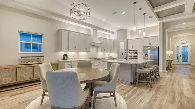 $1,199,900 | 17811 Roost Place, Bradenton, FL 34211