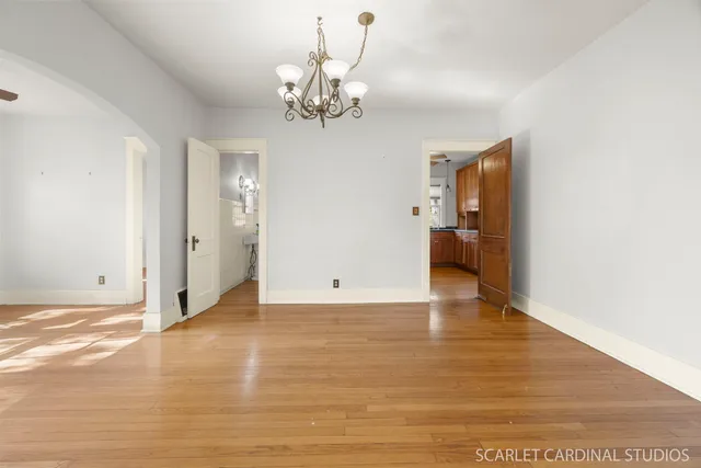 $375,000 | 84 South Caroline Street, Crystal Lake, IL 60014