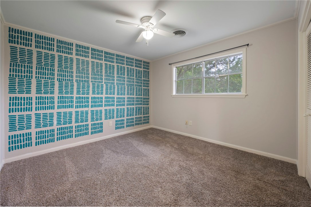 3807 Oak Ridge Drive Bryan, TX 77802 - Photo 15 of 24